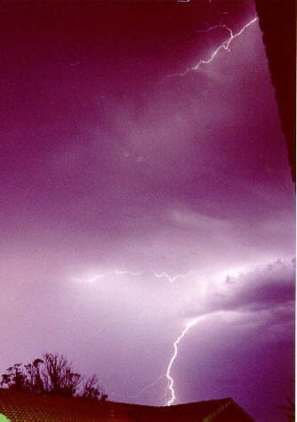 Lightning Image 1990122315