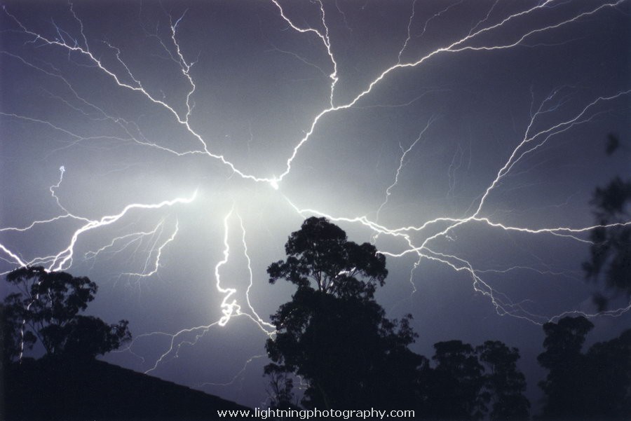 Lightning Image 1993012406