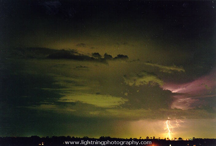 Lightning Image 1994112723