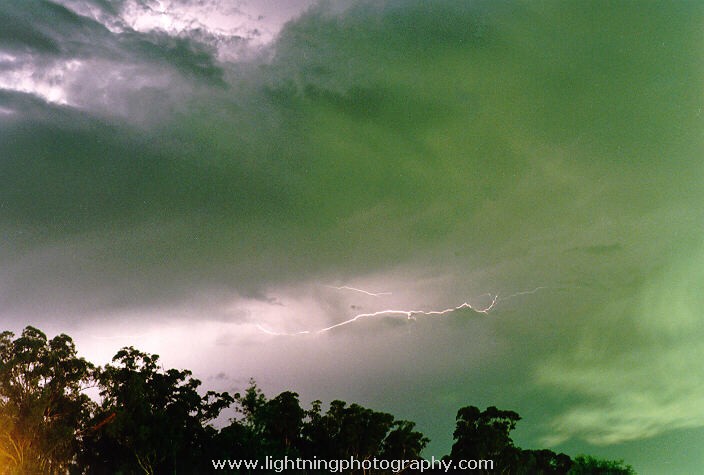 Lightning Image 1995021015
