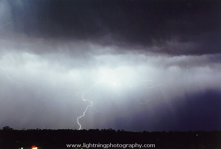 Lightning Image 1997042407