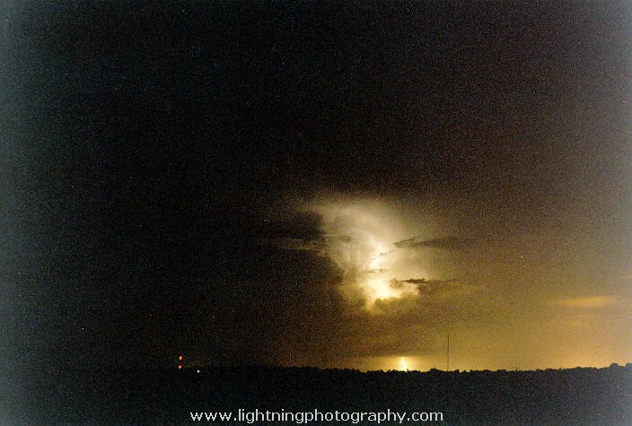 Lightning Image 1997120407