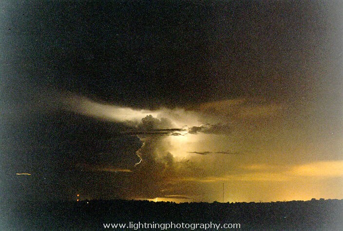Lightning Image 1997120409