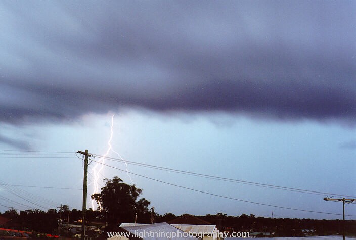Lightning Image 1998020409
