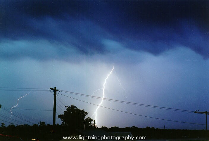 Lightning Image 1998020412