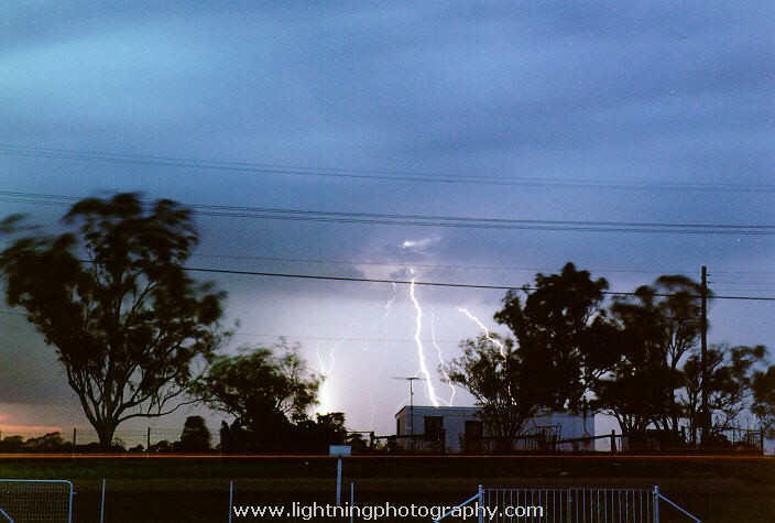 Lightning Image 1998020414