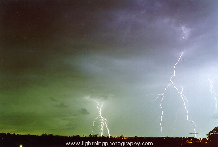 Lightning Image 1998020431