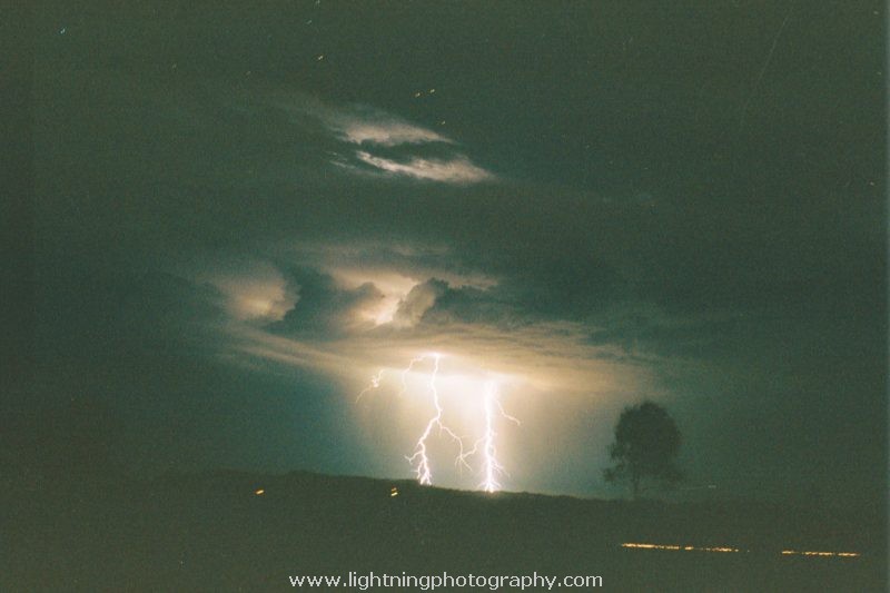 Lightning Image 2003010839