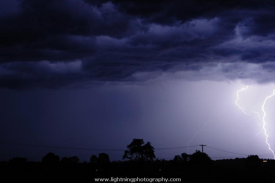 Lightning Image 2011030155
