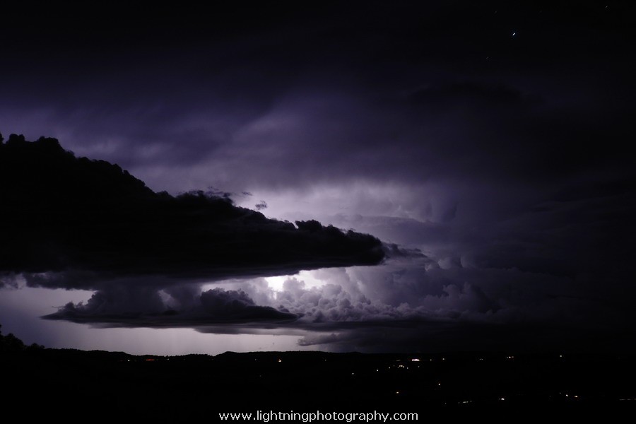 Lightning Image 2011053017