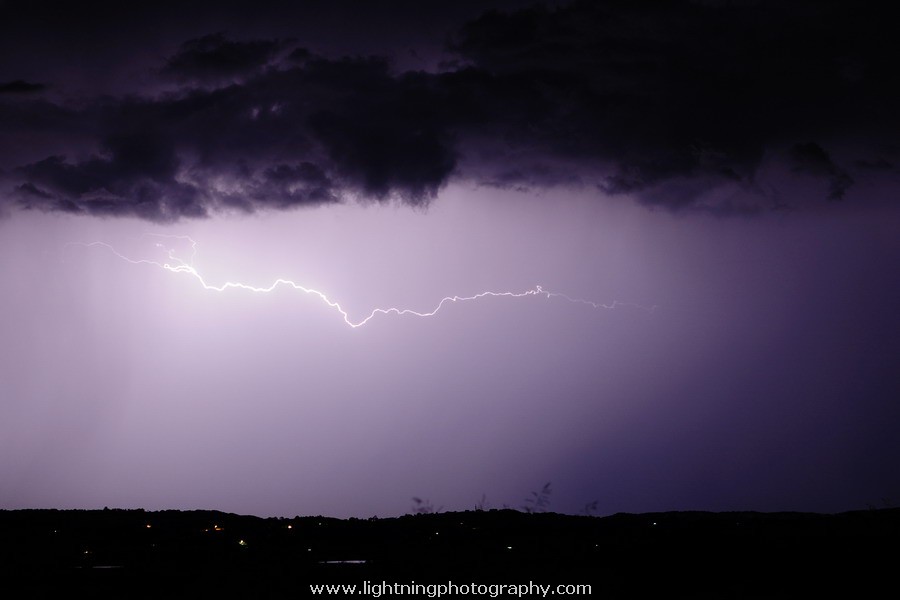 Lightning Image 2012021390