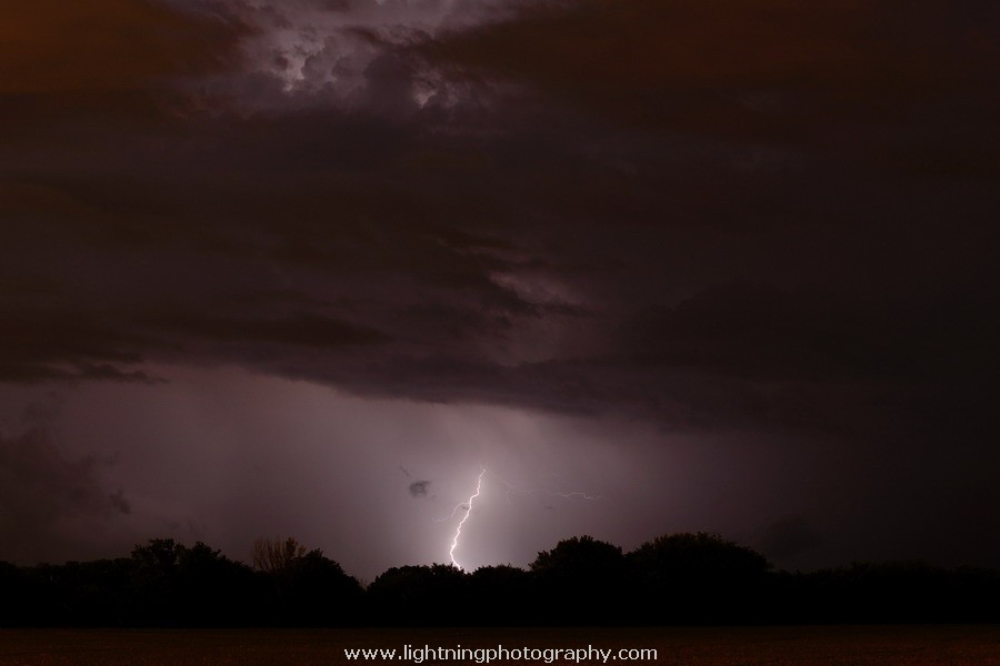 Lightning Image 2012052473